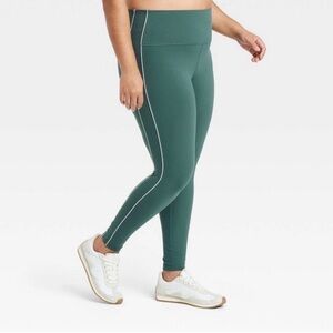 Women's Everyday Soft High-Rise Piped 7/8 Leggings All in Motion Dark Green